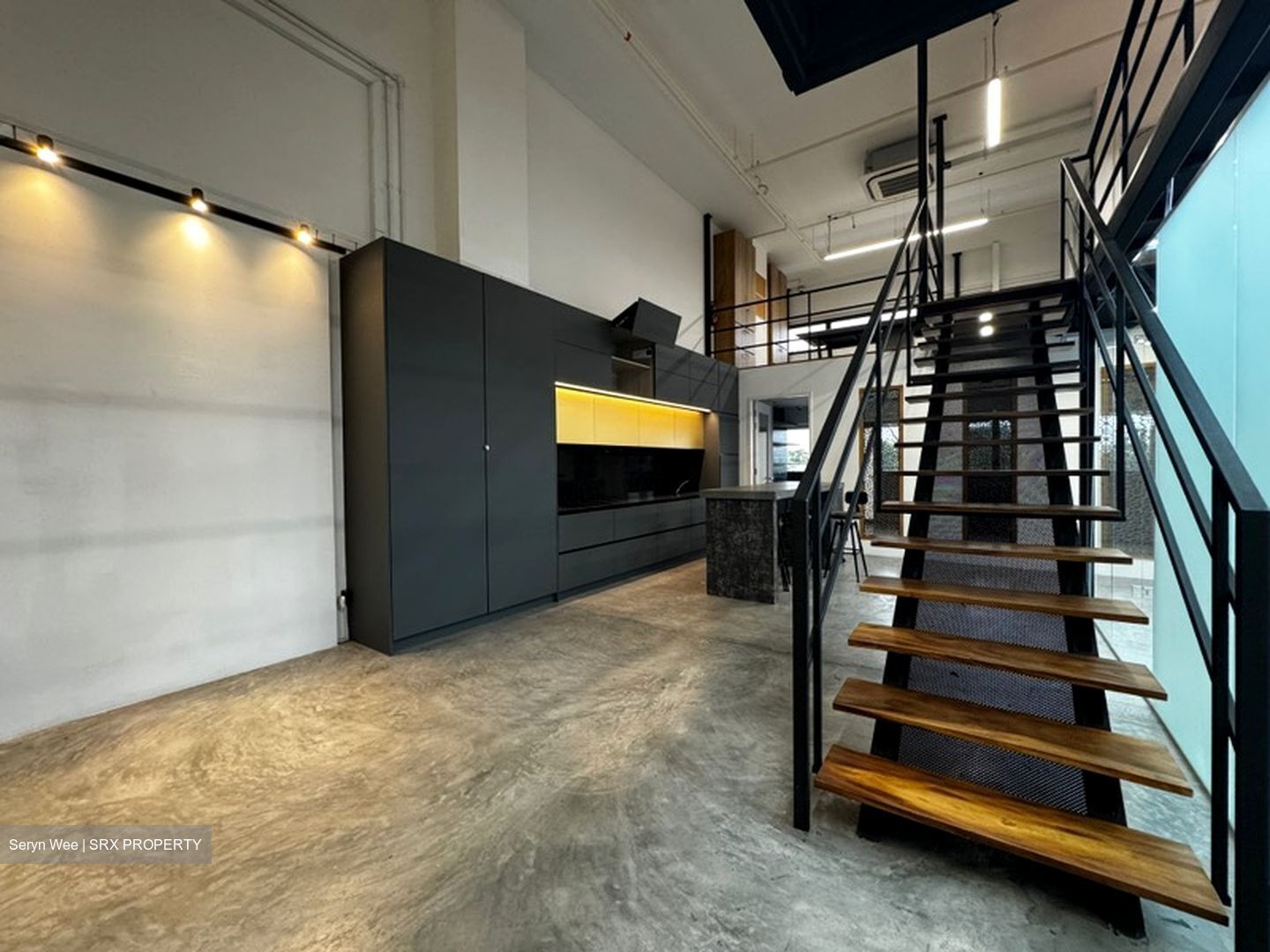 100 Pasir Panjang (D5), Warehouse #535482571